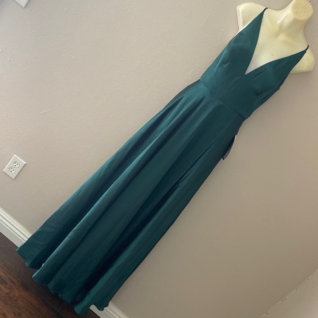 Blondie Nites Dresses | Beautiful Emerald Green Special Occasion Gown Dress Nwt Homecoming Dress | Color: Green | Size: 9J | Milissamaya's Closet